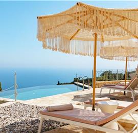 3 bedroom villa with pool & sea views, near Palaiokastrítsa, sleeps 6
